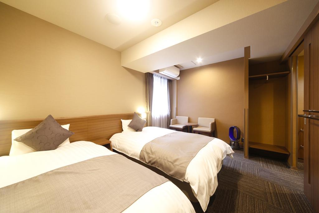 Dormy Inn Toyama Natural Hot Spring Exteriör bild